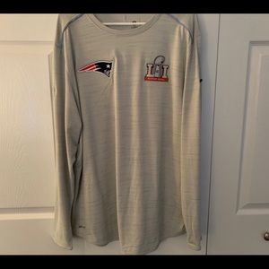 Nike New England Patriots Long Sleeve Super Bowl